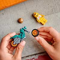 Chicken Stunt Bike Chicken Stunt Bike