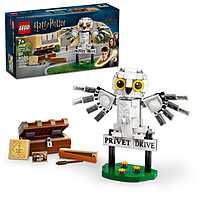 Hedwig at 4 Privet Drive Hedwig at 4 Privet Drive